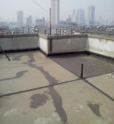 泰宁漏水维修 楼顶漏水是什么原因，楼顶漏水维修方法是什么?